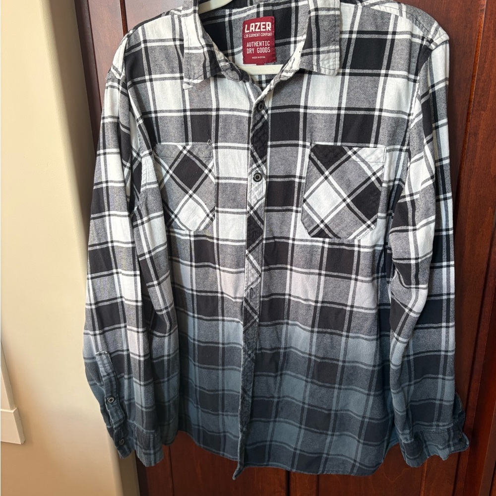 Men's Black and White Cotton Plaid Button-Up Shirt Size XL